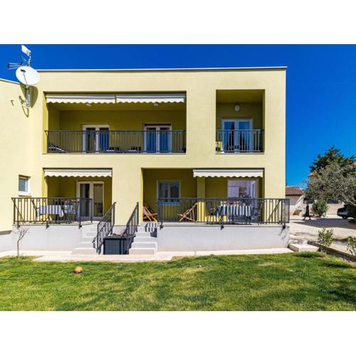 Beautiful 2-bedroom apartment in Medulin