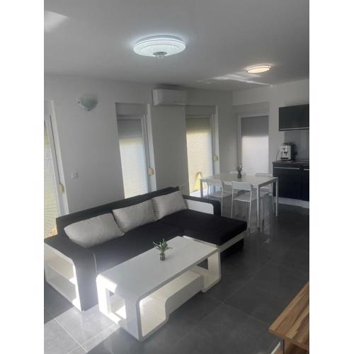 Beautiful and large 80 m2 apartment with 3 balconies