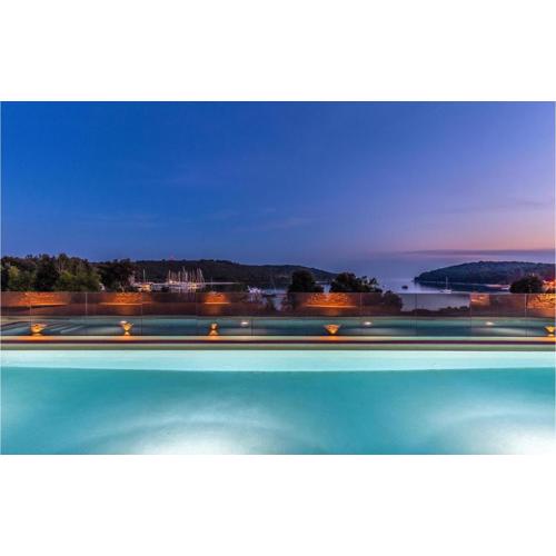 Beautiful Apartment In Banjole