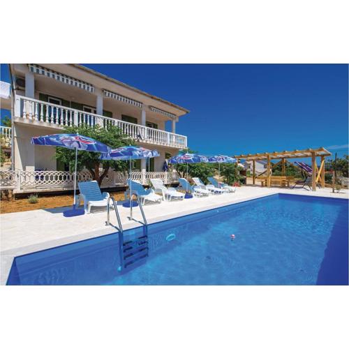 Beautiful Apartment In Barbat With Wifi