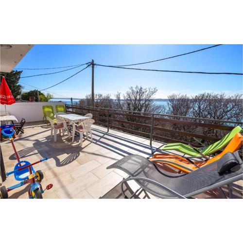 Beautiful Apartment In Baric Draga
