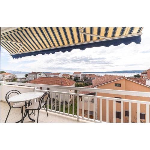 Beautiful Apartment In Kastel Stafilic