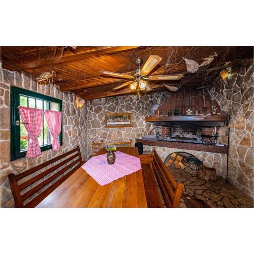 Beautiful Apartment In Krusevo