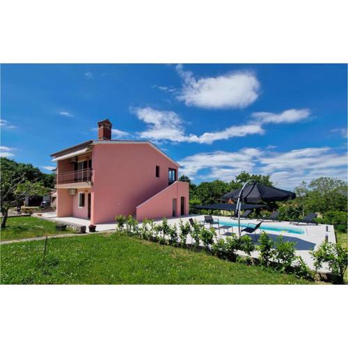 Beautiful Apartment In Labin With Wifi