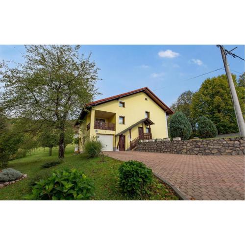 Beautiful Apartment In Vrbovsko