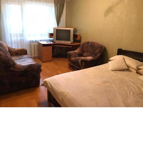 Beautiful Apartment on Korolenka 31