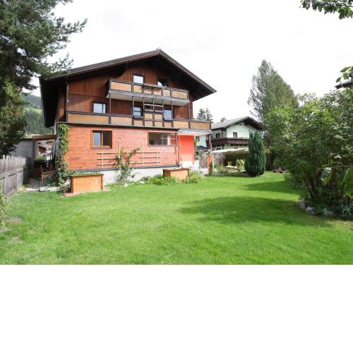 Beautiful apartment with garden
