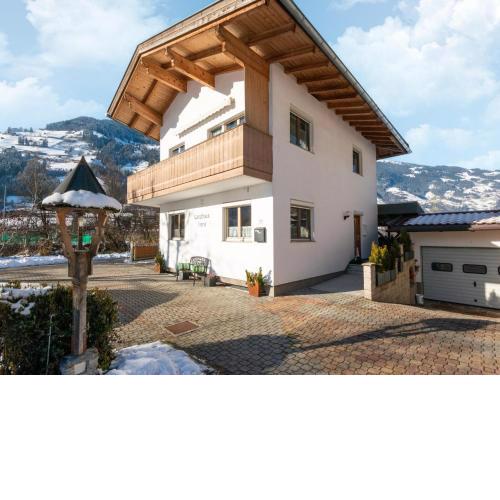 beautiful holiday home in Mayrhofen