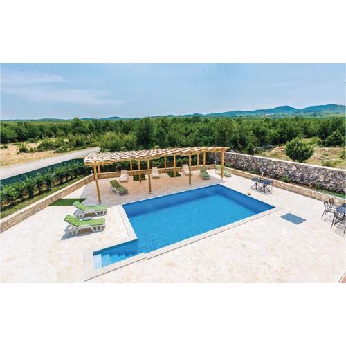 Beautiful Home In Bilisane With Wifi