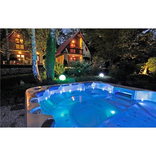 Beautiful Home In Breze With Jacuzzi