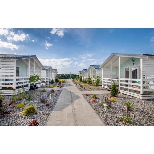 Beautiful Home In Darlowo With Kitchen