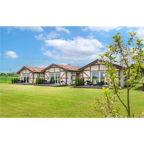 Beautiful Home In Jaroslawiec