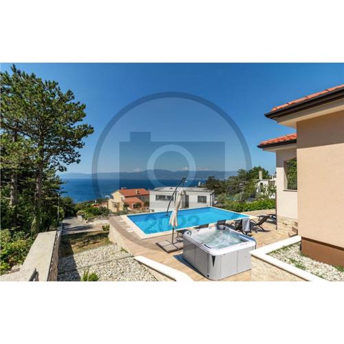 Beautiful Home In Kostrena With Jacuzzi