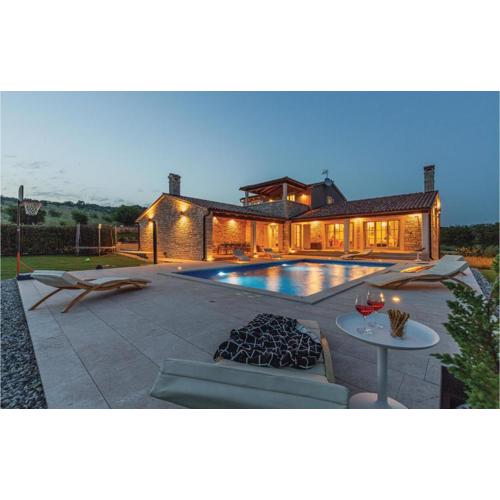 Beautiful Home In Krnica With Sauna
