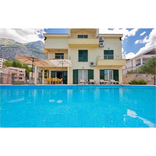 Beautiful Home In Makarska