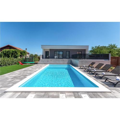 Beautiful Home In Rastane Donje