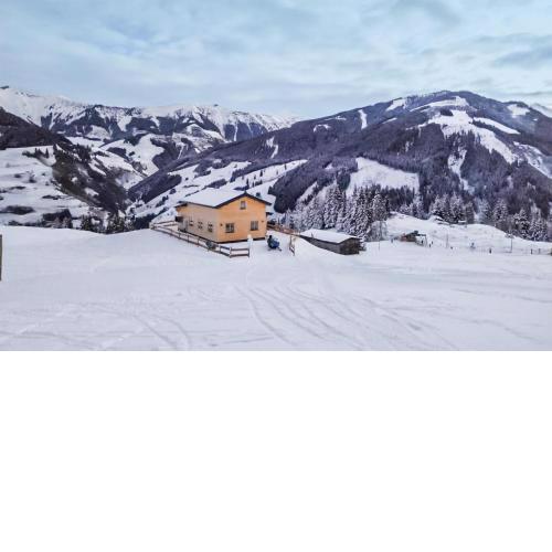 Beautiful Home In Rauris With Kitchen