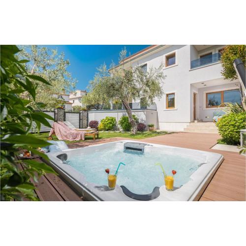 Beautiful Home In Rovinj With Wifi