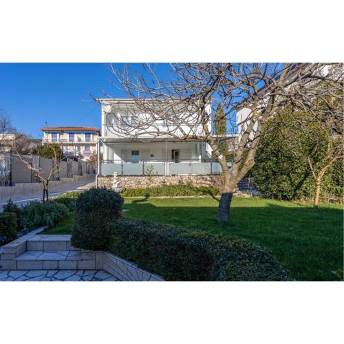 Beautiful Home In Selce With Wifi