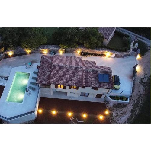 Beautiful Home In Vodnjan With Wifi