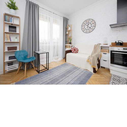 Beautiful & Modern Studio Apartment with Balcony in Warsaw's Wola by Noclegi Renters