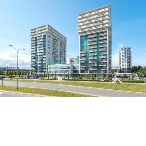 Beautiful Seaside View Apartments - 4 Oceans Premium