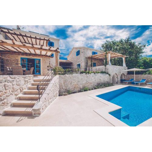 Beautiful stone villa with swimming pool, sauna and large garden by Traveler tourist agency Krk ID 2225