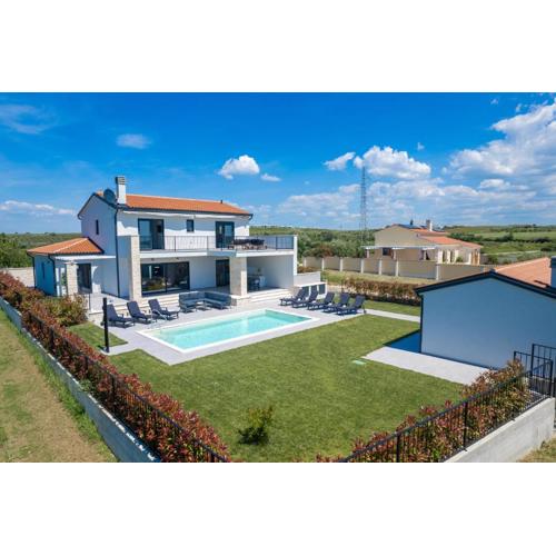 Beautiful Villa Brtonigla with pool in Brtonigla