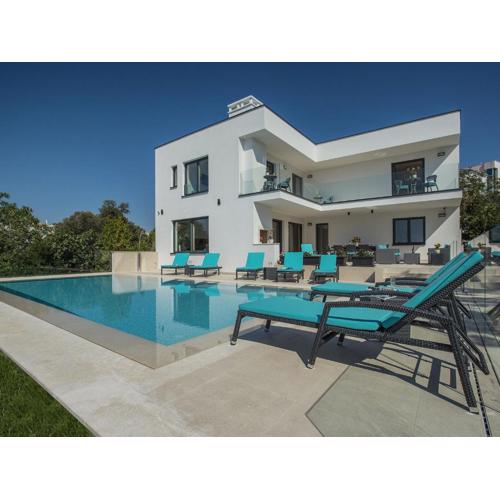 Beautiful villa by the sea in Istria