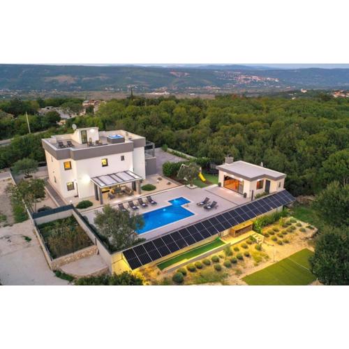 Beautiful Villa Danica with pool in Makarska