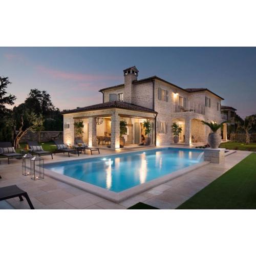 Beautiful Villa Elena with pool in Kanfanar