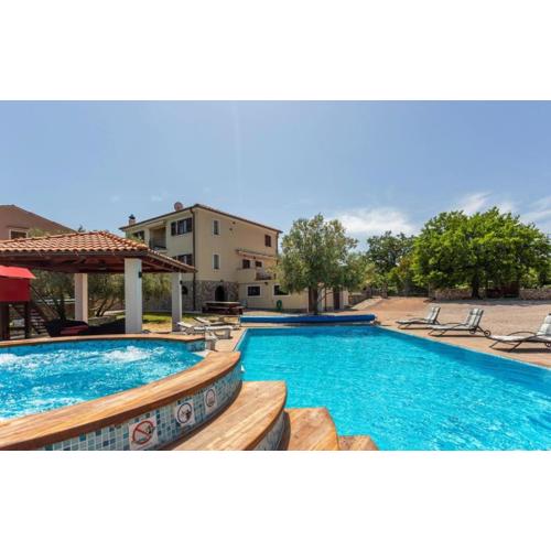 Beautiful Villa Grande with pool Island Krk