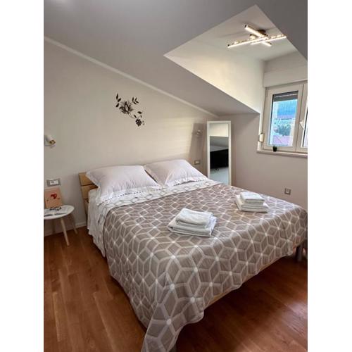 Bee House Suite - Brand New Apartment 100 m from Sea