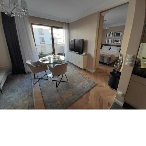 Beige MOOD City Apartment