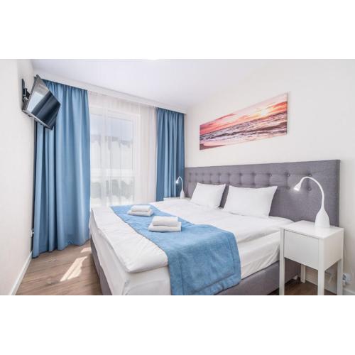 Bel Mare Lux Apartment B105 with Patio Garden by Noclegi Renters