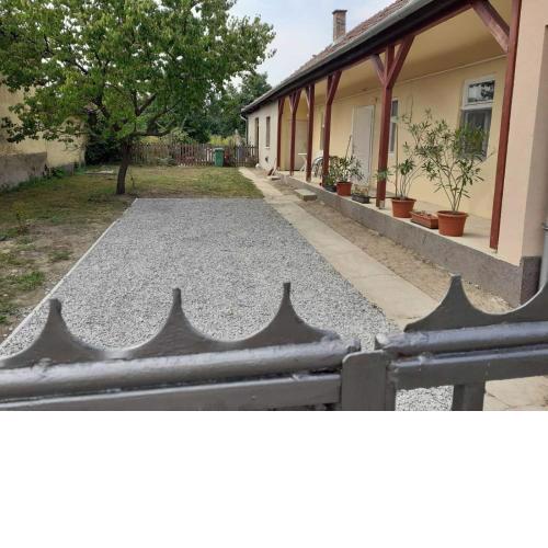Bella Apartman