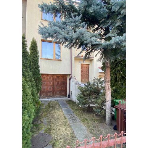 Bella Casa Economy Villa - Skibowa, close to Bielany