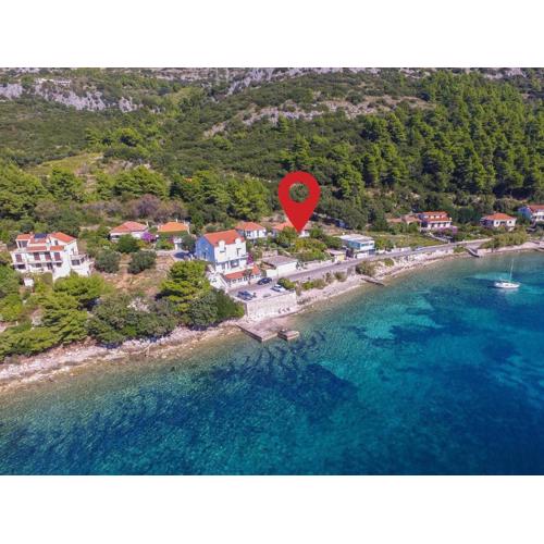 Bella Perna 3-Bedroom beachfront apartment