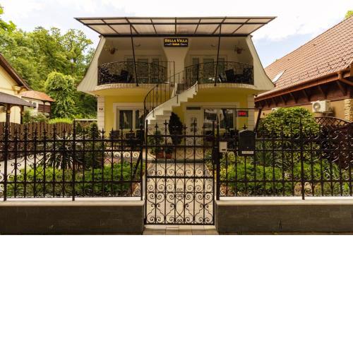 Bella Villa