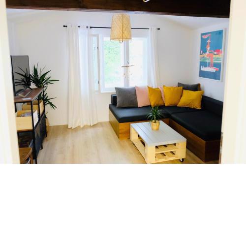 Belmondo Beach House