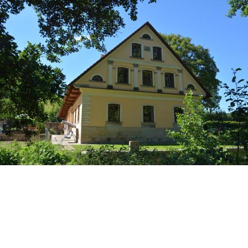 Bělský Dvůr
