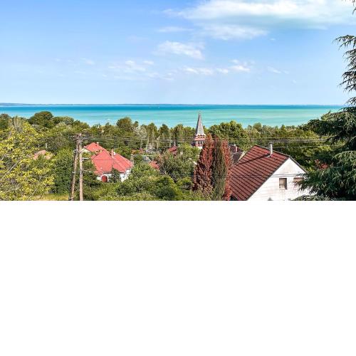 Belvárosi ház gyönyörű panorámával