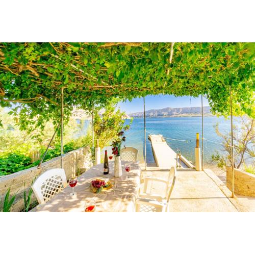 Bepic Quiet location on a beautiful bay