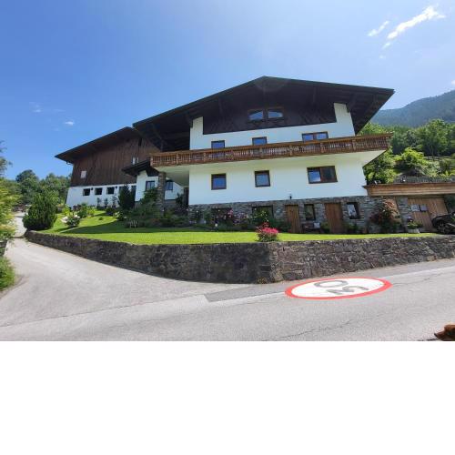 Bergbauernhof-Grinzens