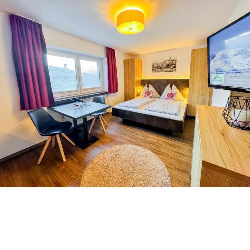 Bergfried Appartements - Ski In Ski Out, inklusive Sommerkarte, zentral mit Ausblick über Kaprun