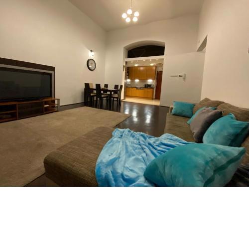 Best Location in the Heart of the City, 2 bedrooms, 2 bathrooms