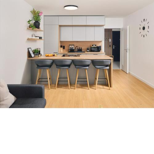 Beta Home - Garage, Air Condition, Garden, at Metro