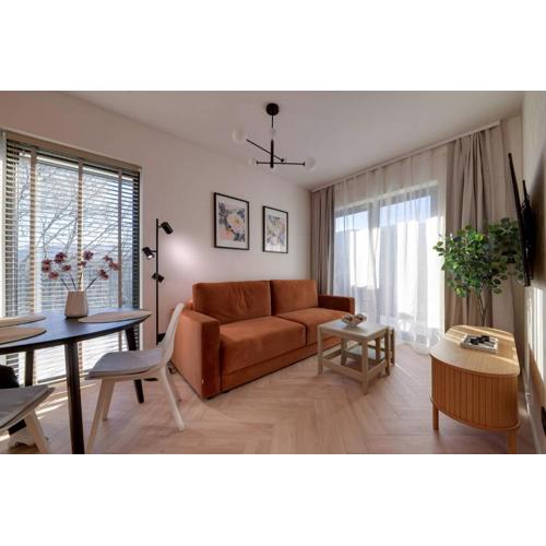 Beżowy Apartament Sun Seasons 24 w Świeradowie Zdroju z Parkingiem by Noclegi Renters