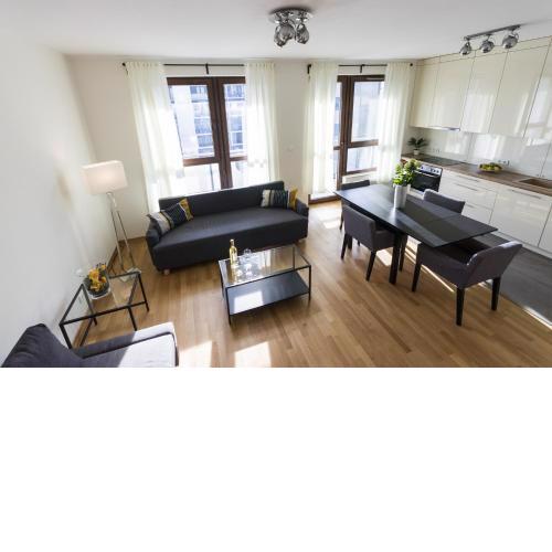 Big Apart-Old Town- 3 Rooms- 10 People- Garage- Lift- New Building