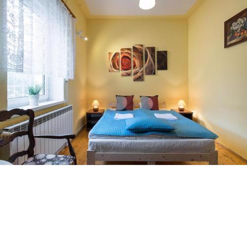 Big Cosy RETRO Apt, FREE PARKING, 15min OldTown & Kazimierz - by Homelike Krakow
